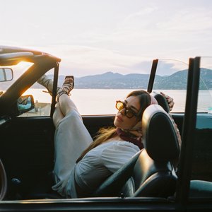 Magnetic / Addicted To Your Love — Bausa