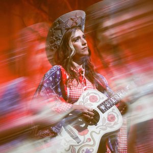 American Dreaming (Alternative Version) — Sierra Ferrell