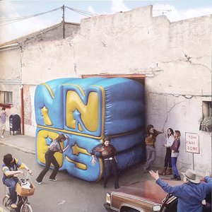 Wallace (New Edition) — Naive New Beaters