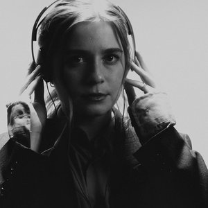 Wisecrack (Deluxe) — Haley Blais