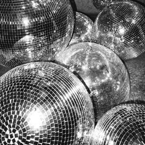 La Nuit sans l'Ennui — Photons